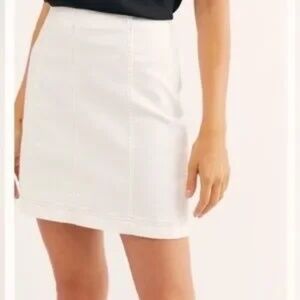 Free People Modern Femme White Denim Stretch Mini Skirt Size 2 .....